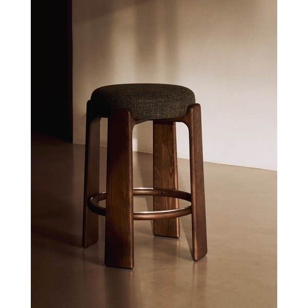 Zöld-sötét natúr színű kőrisfa bárszék (ülésmagasság 65 cm) Granite – Kave Home-image-1