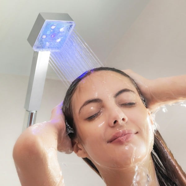 Színes LED lámpás tusolófej - InnovaGoods-image-3