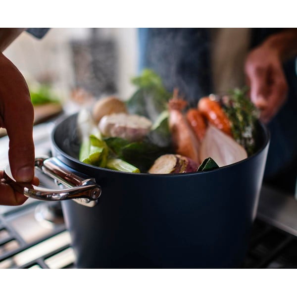 Indukciós tűzhelyhez alkalmas edény fedővel, kerámia felülettel Space – Joseph Joseph-image-3