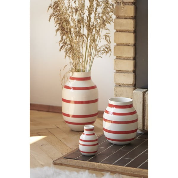 Omaggio fehér-piros csíkos kerámia váza, magasság 31 cm - Kähler Design-image-1