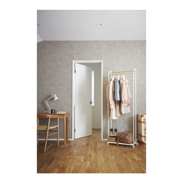 Fehér fém gurulós ruhatartó állvány Tower – YAMAZAKI-image-3