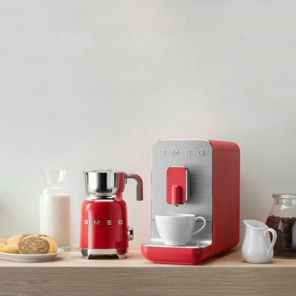 Piros elektromos tejhabosító Retro Style – SMEG-image-1