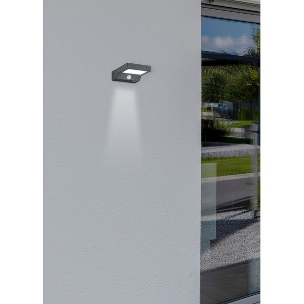 LED kültéri lámpa mozgásérzékelővel (magasság 5 cm) Fomosa – Reality-image-1