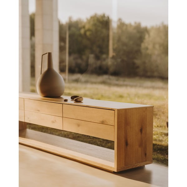 Natúr színű TV-állvány tölgyfa dekorral 200x51 cm Alguema – Kave Home-image-1