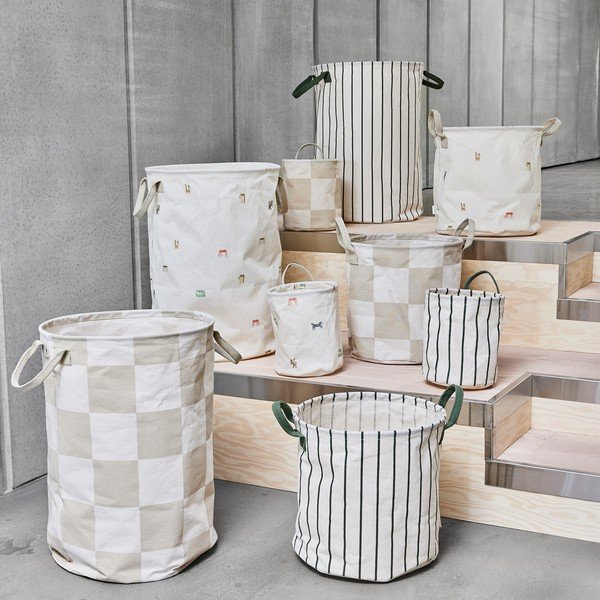 Bézs-krémszínű textil szennyeskosár Chess – OYOY Living Design-image-1