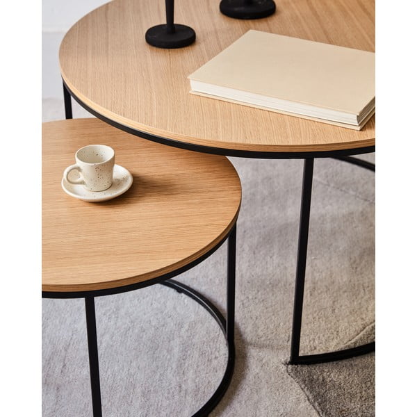 Barna kerek dohányzóasztal szett diófa dekoros asztallappal, 2 db-os ø 80 cm Yona - Kave Home-image-2