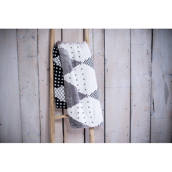 Triangle mikroplüss takaró, 150 x 200 cm - My House-image-1