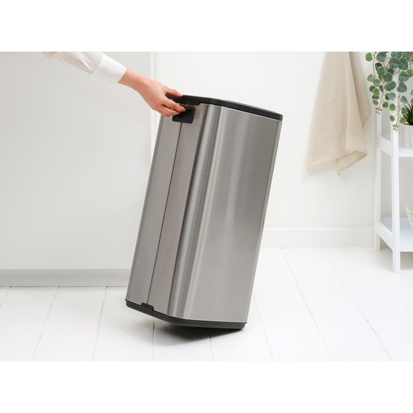 Matt ezüstszínű acél érintésre nyíló szemetes 30 l Bo Touch – Brabantia-image-2