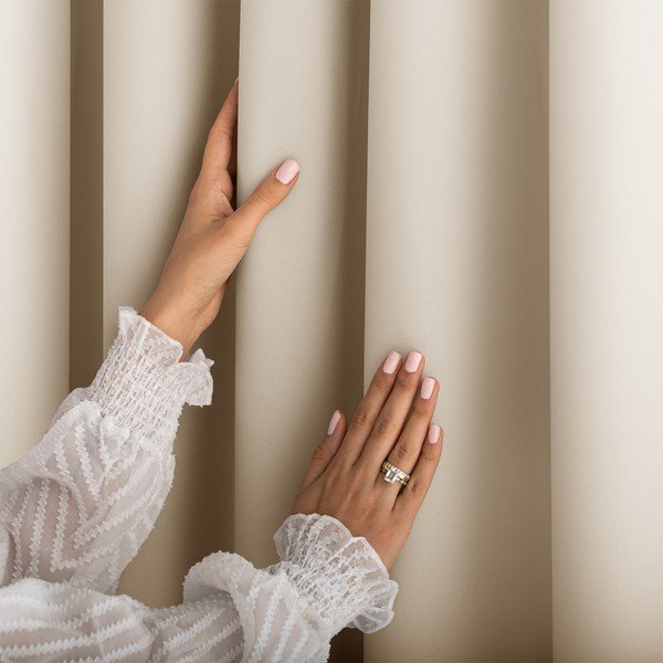 Krémszínű dimout (részleges sötétítő) függöny 140x250 cm Carli – Restilo-image-3