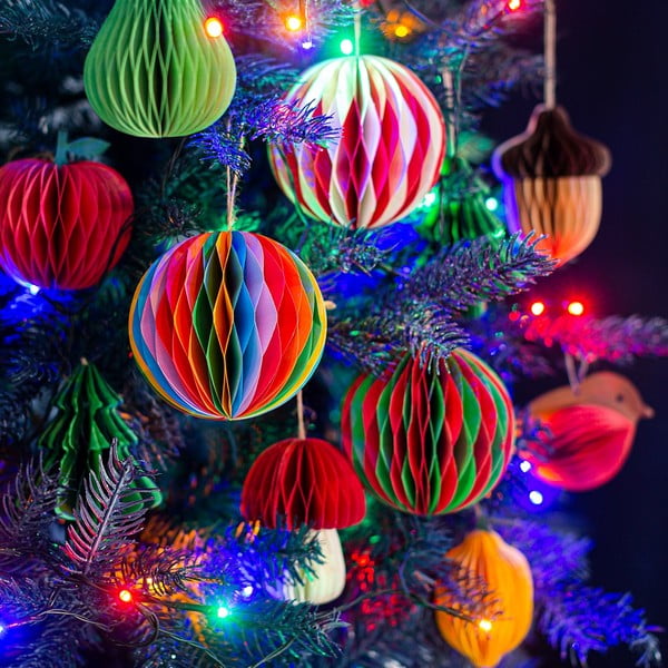 Papír kézzel készített karácsonyfadísz ø 8 cm Honeycomb Apple – Sass & Belle-image-2