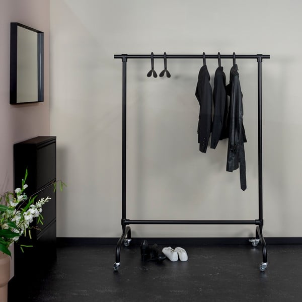 Fekete fém gurulós ruhatartó állvány Luuk – Spinder Design-image-3