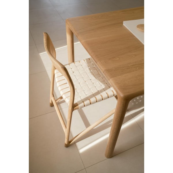 Fawn tömör tölgyfa étkezőszék fekete ülőrésszel - Gazzda-image-1