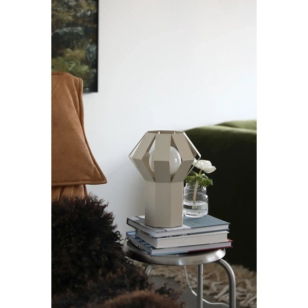 Bézs fém asztali lámpa fém búrával (magasság 27 cm) Octa – Markslöjd-image-1