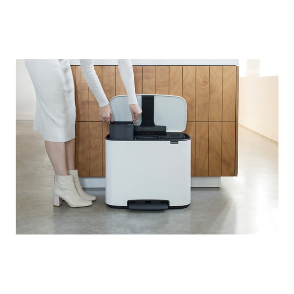 Fehér acél szelektív pedálos szemetes 33 l Bo – Brabantia-image-2