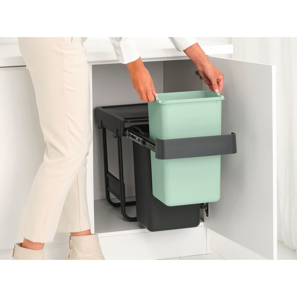 Mentazöld-sötétszürke műanyag szelektív beépíthető szemetes 30 l Sort&Go – Brabantia-image-1