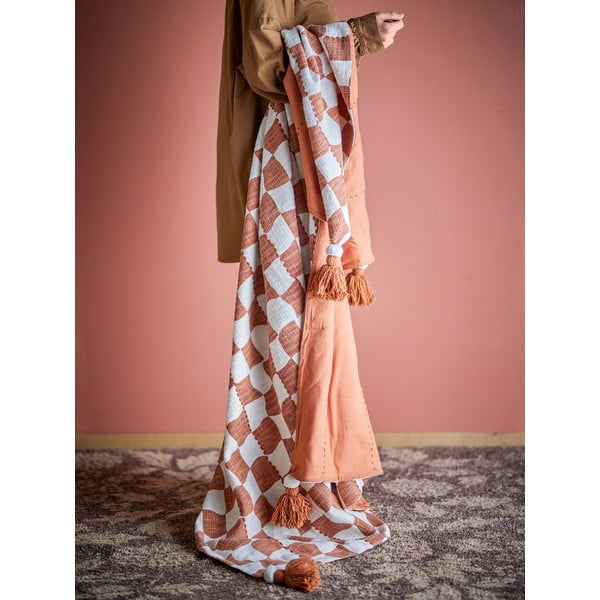 Barna-bézs pamut takaró 130x150 cm Chola – Bloomingville-image-2