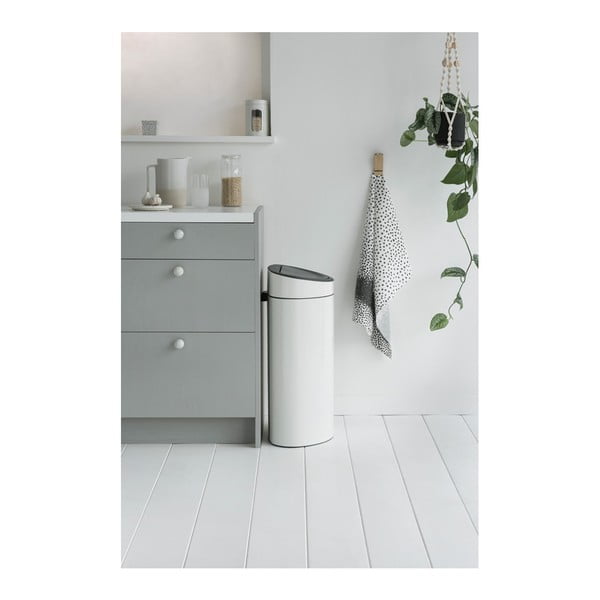 Fehér acél érintésre nyíló szemetes 40 l Touch Bin – Brabantia-image-4