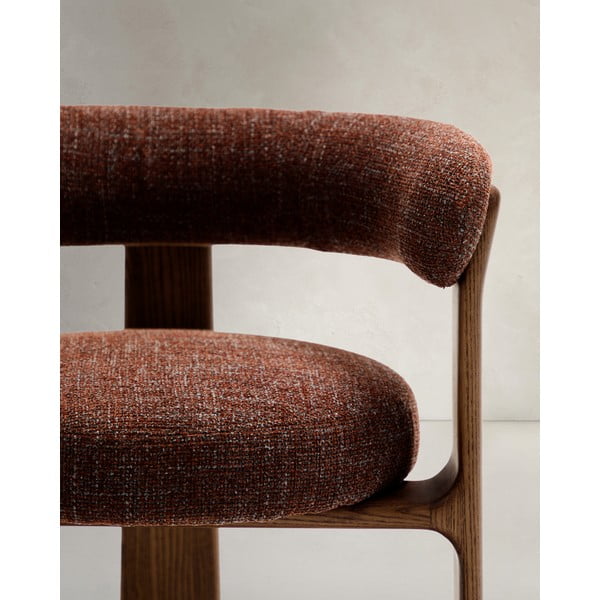 Barna kőrisfa karfás étkezőfotel Granite – Kave Home-image-4