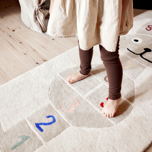 Kézi szövésű gyapjúkeverék gyerek játszószőnyeg 75x180 cm Rabbit Hopscotch – OYOY Mini-image-1