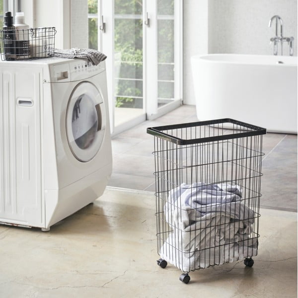 Fekete fém szennyeskosár 55 l Tower – YAMAZAKI-image-1