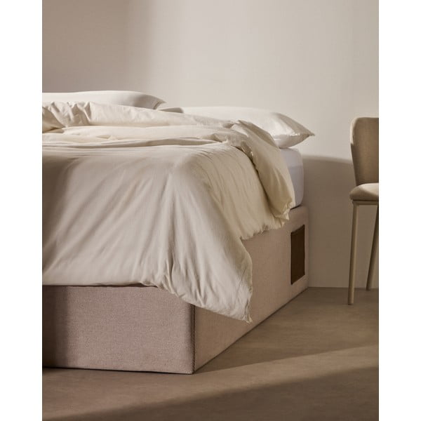 Bézs kárpitozott ágyneműtartós franciaágy 160x200 cm Matters – Kave Home-image-2