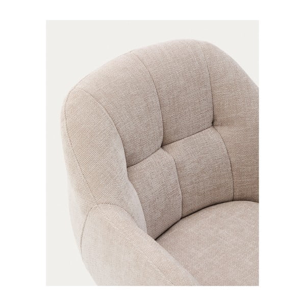 Bézs kárpitozott karfás étkezőfotel Dorina – Kave Home-image-3