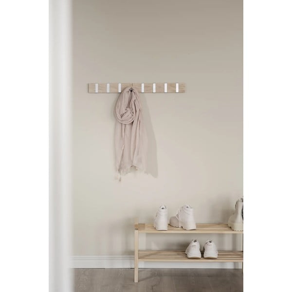 Natúr színű tölgyfa fali fogas Confetti – Rowico-image-1