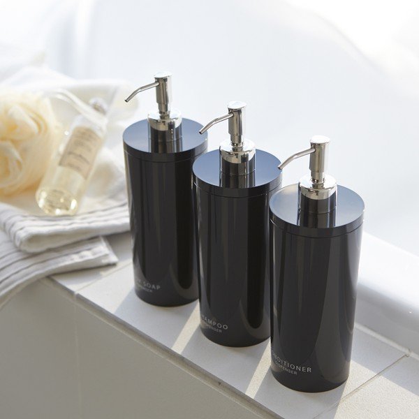 Fekete műanyag szappanadagoló 500 ml Round – YAMAZAKI-image-4