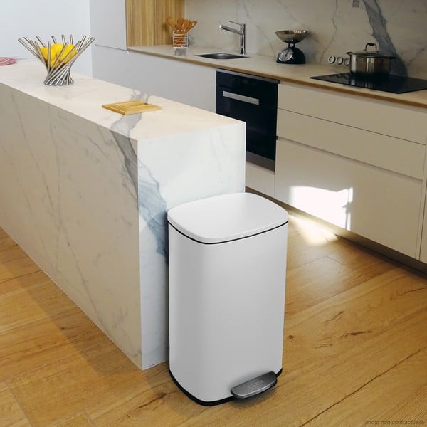 Matt fehér acél pedálos szemetes 50 l   Akira – Spirella-image-1