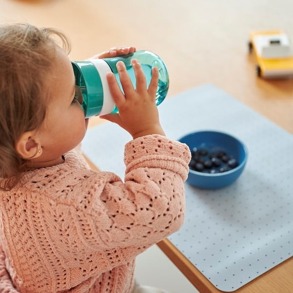 Világos rózsaszín tritán gyerek bögre 300 ml Flowers & butterflies – Mepal-image-4