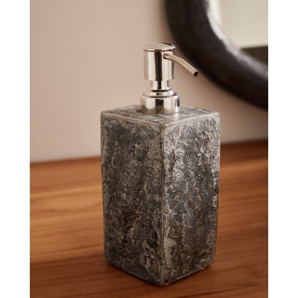 Szürke kő szappanadagoló Macinne – Kave Home-image-1