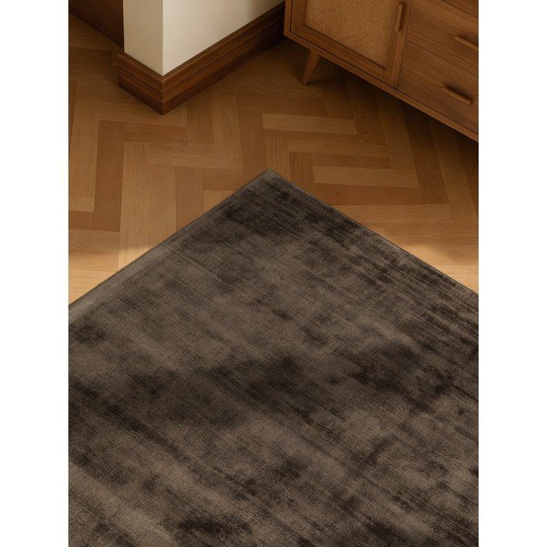 Barna kézi szövésű viszkóz szőnyeg 80x150 cm Noemi – Vikosa-image-4