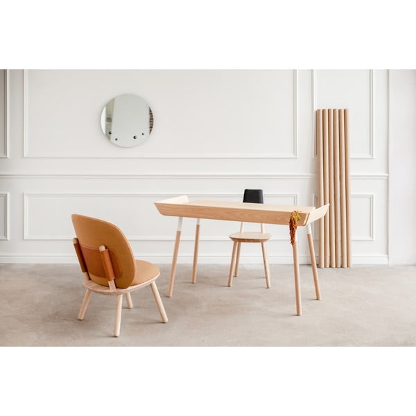 Naïve konyak barna fotel kőrisfa konstrukcióval és bőr részletekkel - EMKO-image-1