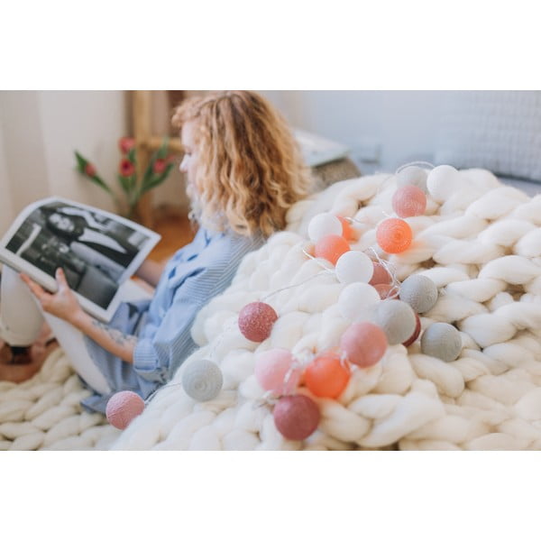 Barna LED fényfüzér, 15 gömbbel - LUKKA-image-4