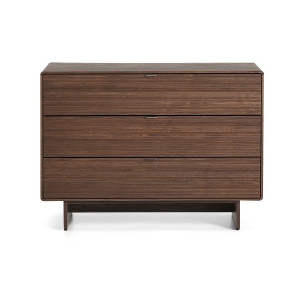 Sötét natúr színű komód diófa dekorral 101x75x50 cm Norlen – Kave Home-image-3