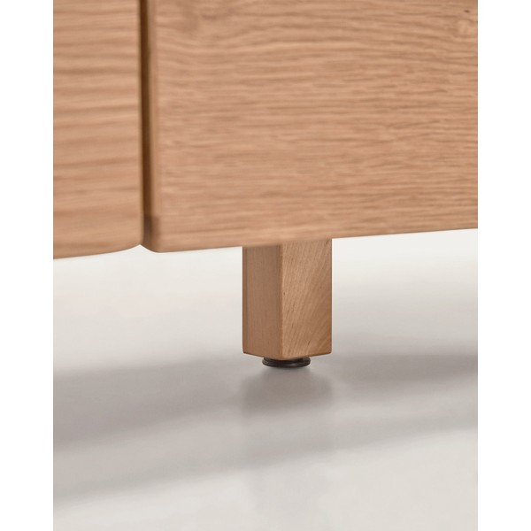 Natúr színű alacsony komód tölgyfa dekorral 150x71 cm Rasha – Kave Home-image-1