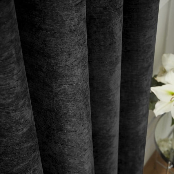 Fekete zsenília termo függöny szett 2 db-os 117x183 cm Selene Luxury Chenille – Hyperion-image-3