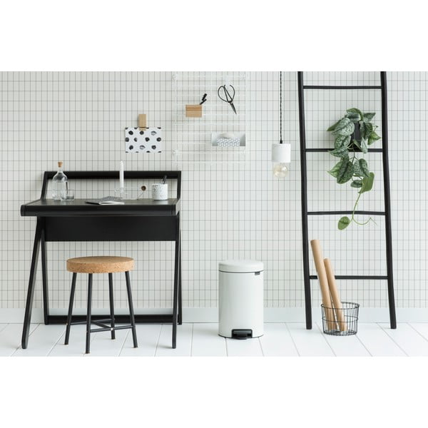 Fehér acél pedálos szemetes 12 l NewIcon – Brabantia-image-1