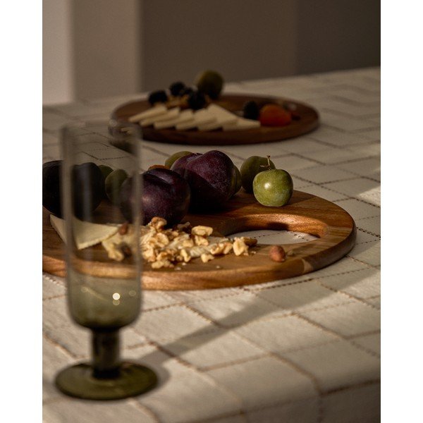 Szervírozó fa vágódeszka ø 36 cm Klot – Kave Home-image-2