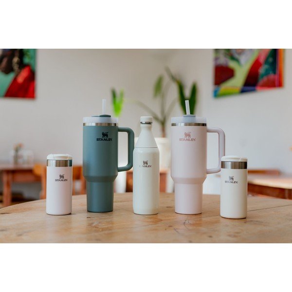 Zöld termosz 1,18 l Quencher H2.O FlowState – Stanley-image-1