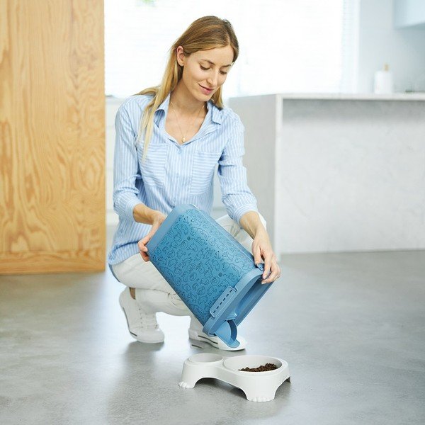 Kék állateledel tartó doboz 10 l Cody - Rotho-image-2