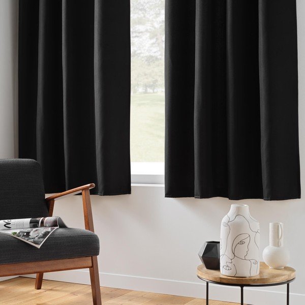 Fekete mikroszálas termo-dimout (részleges sötétítő) függöny 135x180 cm Micropolar – douceur d'intérieur-image-1