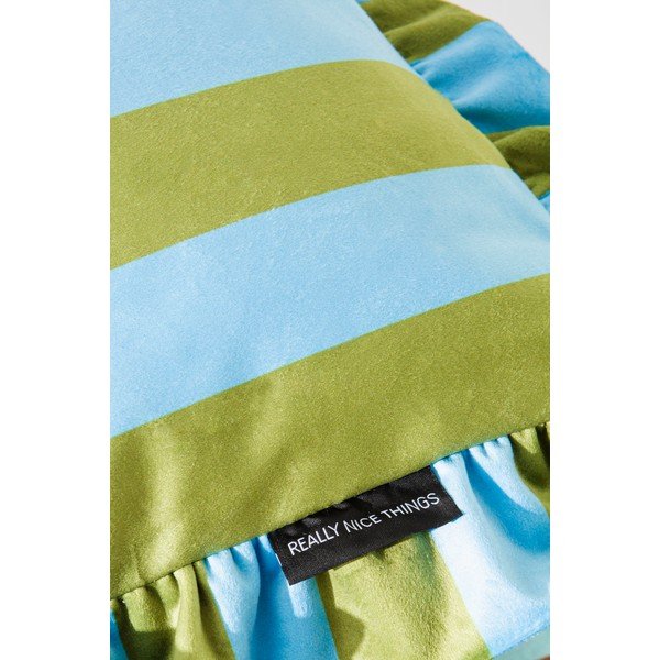 Bársony díszpárna 55x55 cm – Really Nice Things-image-1