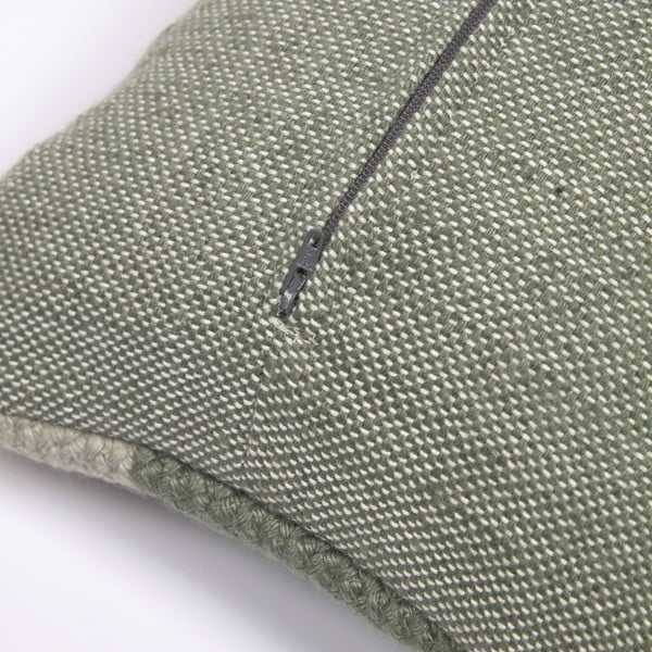 Leeith zöld párnahuzat újrahasznosított műanyagból, 30 x 50 cm - Kave Home-image-2