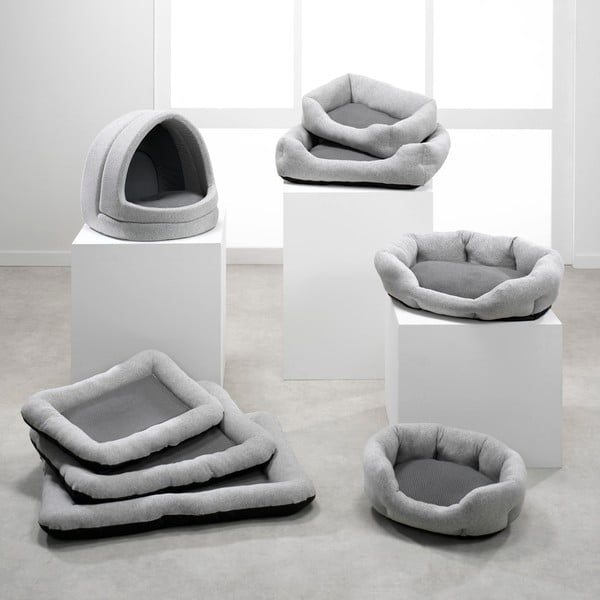 Világosszürke fekhely kutyáknak 50x38 cm Graphene – Love Story-image-1