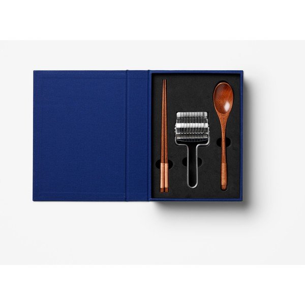 Kék rozsdamentes acél-bambusz kétszemélyes evőpálcika szett The Essentials - Ramen Tools – Printworks-image-2