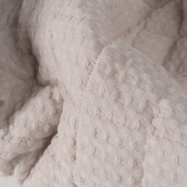 Bézs steppelt ágytakaró 240x260 cm – Ixia-image-2