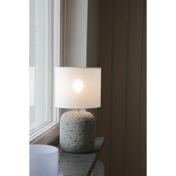 Szürke asztali lámpa textil búrával (magasság 33 cm) Montagna – Markslöjd-image-1