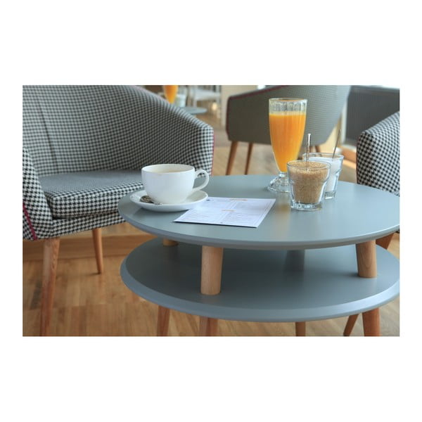 UFO világosszürke dohányzóasztal natúr lábakkal, ⌀ 70 cm - Ragaba-image-2