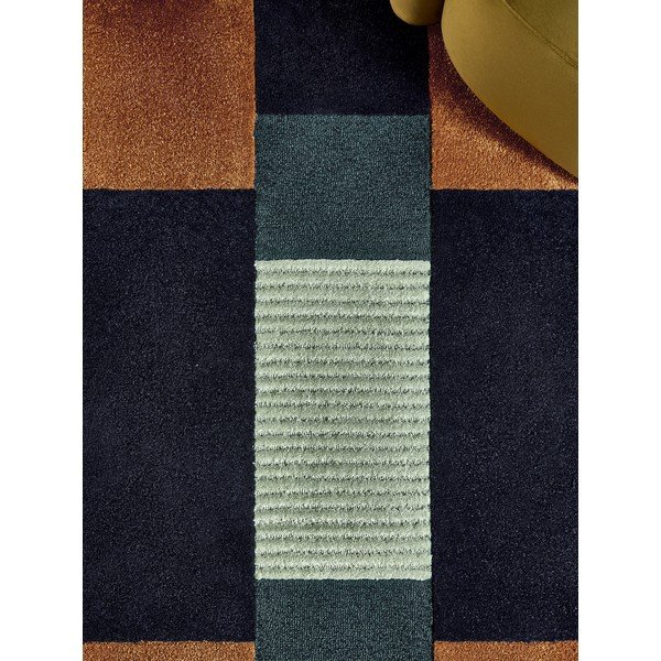 Sötétkék kézi szövésű szőnyeg újrahasznosított szálakból 120x170 cm Franka – MADE-image-4